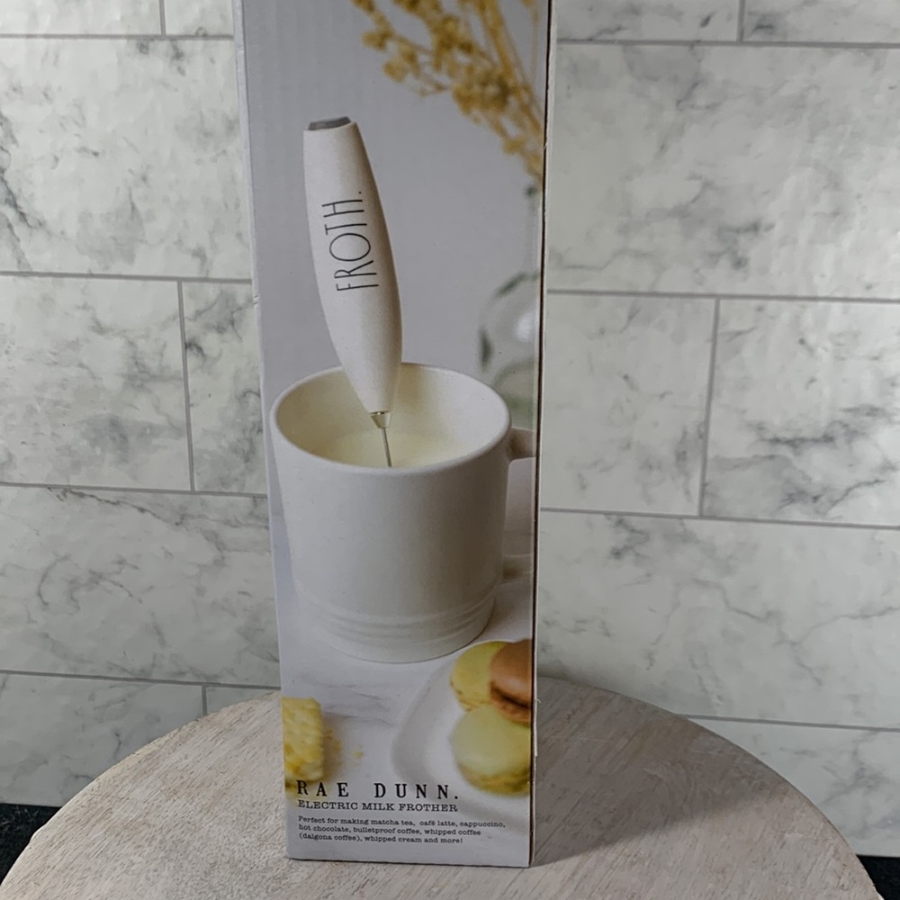 Sealed - Last 1 NWT Rae Dunn FROTH electric milk frother ( battery operated)… - Picture 3 of 4
